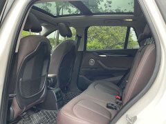 BMW X1 sDrive25Li Premier - ფოტო 6