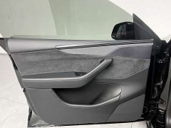 Tesla Model Y L 2025 Long Range All-Wheel Drive - ფოტო 10