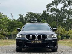 BMW 5 Series 530Li Premier M Sport Package - ფოტო 2