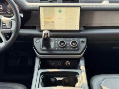 Land Rover Defender 110 3.0T P400 XS - ფოტო 10