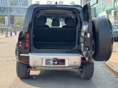 Land Rover Defender 110 3.0T P400 XS - ფოტო 12