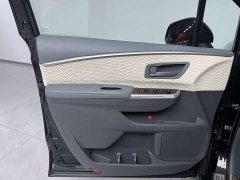 Toyota Sienna 2.5L Hybrid Comfort Edition - ფოტო 13