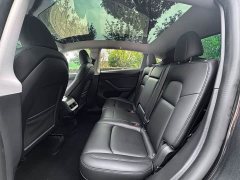 Tesla Model Y Rear-Wheel Drive - ფოტო 10