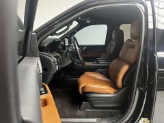 Lincoln Navigator 2020 3.5T Prestige Edition - ფოტო 8