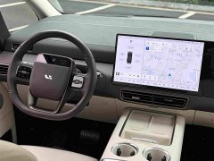 Li Auto Li Xiang MEGA Ultra - ფოტო 16