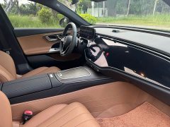 Mercedes-Benz E-Class E 300 L Luxury - ფოტო 18