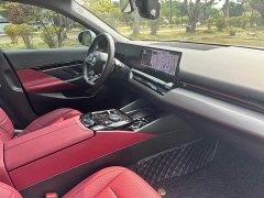 BMW 5 Series 525Li M Sport Package - ფოტო 16