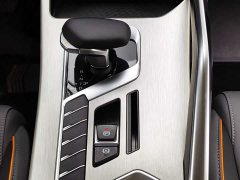 Geely Bingyue 1.5T DCT Longteng - ფოტო 14