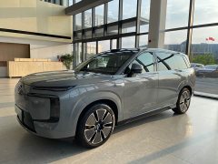 Denza BYD Denza N8L Flagship - ფოტო 2