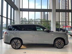 Denza BYD Denza N8L Flagship - ფოტო 3