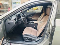 Lexus ES 2022 300h Excellence Edition - ფოტო 4