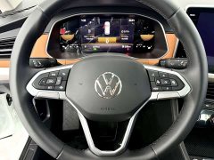 Volkswagen Bora 200TSI DSG Comfort Navigation Edition - ფოტო 10