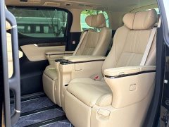 Toyota Alphard 2021 Hybrid 2.5L Premium Edition - ფოტო 12