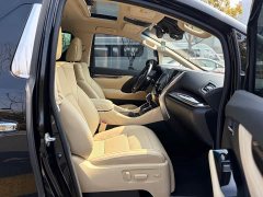 Toyota Alphard 2021 Hybrid 2.5L Premium Edition - ფოტო 13