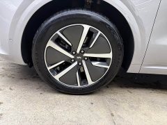 Li Auto L6 Max - ფოტო 17