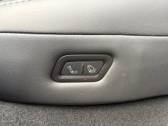 Tesla Model Y Rear-Wheel Drive - ფოტო 13