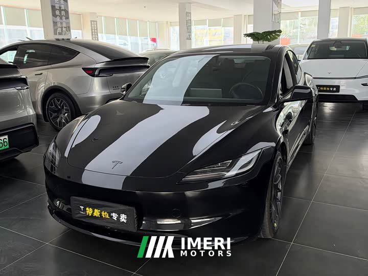 Tesla Model 3 Rear-Wheel Drive