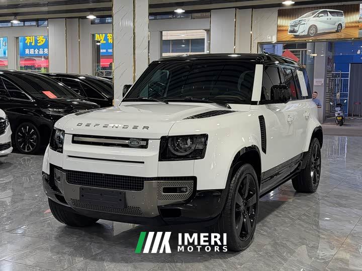 Land Rover Defender 110 3.0T P400 X-Dynamic HSE
