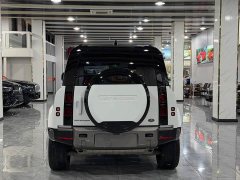 Land Rover Defender 110 3.0T P400 X-Dynamic HSE - ფოტო 16