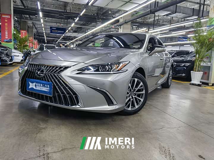 Lexus ES 2023 200 Excellence Edition - ავტომობილი ჩინეთიდან