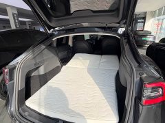 Tesla Model Y Rear-Wheel Drive - ფოტო 6