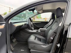 Tesla Model Y Standard Range RWD - ფოტო 7