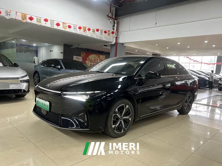 XPeng P5 460E - ავტომობილი ჩინეთიდან