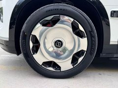 Zeekr Geely Zeekr 9X 2025 Hyper Edition 70kWh Six-Seater - ფოტო 5