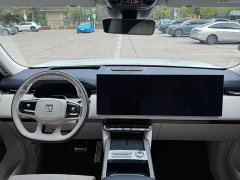 Zeekr Geely Zeekr 9X 2025 Hyper Edition 70kWh Six-Seater - ფოტო 9