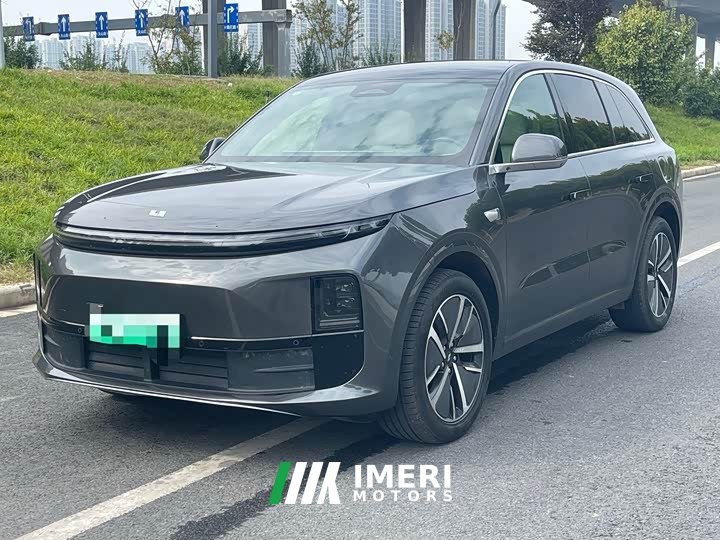 Li Auto L6 Pro - ავტომობილი ჩინეთიდან