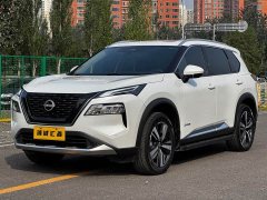 Nissan Qashqai e-POWER Hybrid Dual Motor AWD Premium Edition - фото 1