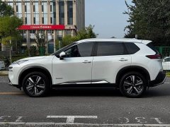Nissan Qashqai e-POWER Hybrid Dual Motor AWD Premium Edition - фото 8
