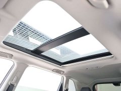 Honda CR-V 240TURBO AWD Premium 5-Seater - ფოტო 19