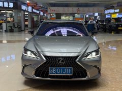 Lexus ES 2022 300h Excellence Edition - ფოტო 2