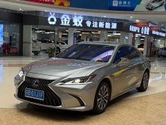 Lexus ES 2022 300h Excellence Edition - ფოტო 3