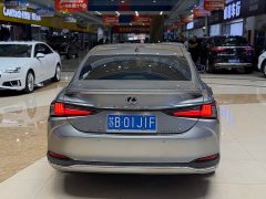 Lexus ES 2022 300h Excellence Edition - ფოტო 4