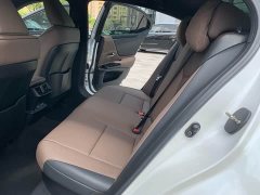Lexus ES 2022 300h Premium Edition - ფოტო 11