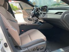 Lexus ES 2022 300h Premium Edition - ფოტო 12