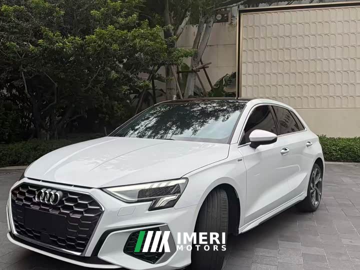 Audi A3 Sportback 35 TFSI Luxury Sport - ავტომობილი ჩინეთიდან
