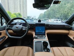 NIO ES8 100kWh Seven-Seater - ფოტო 16