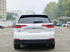 NIO ES8 100kWh Seven-Seater - ფოტო 18