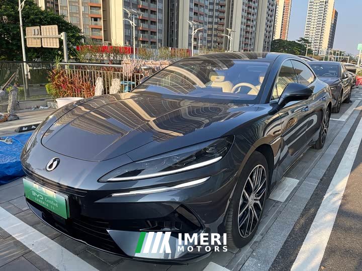 Denza Z9 1100km Range AWD Max