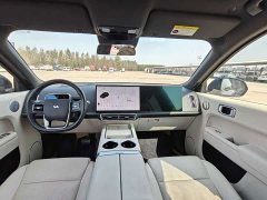 Li Auto Ideal L8 Air - ფოტო 9