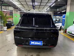 Li Auto L8 Pro - ფოტო 4