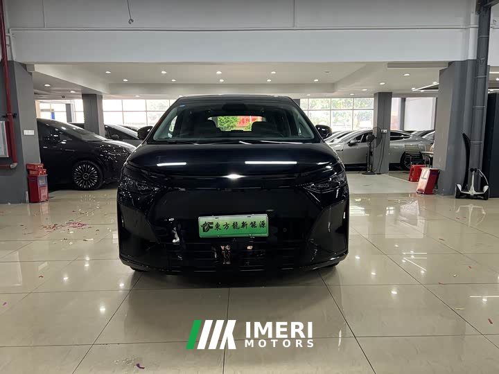 XPeng X9 2026 Extended Range 1602 Ultra - ავტომობილი ჩინეთიდან