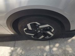 Baojun Yunhai 140km Plug-in Hybrid - ფოტო 6