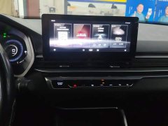 Geely Emgrand 4th Generation 1.5L CVT Luxury - ფოტო 13
