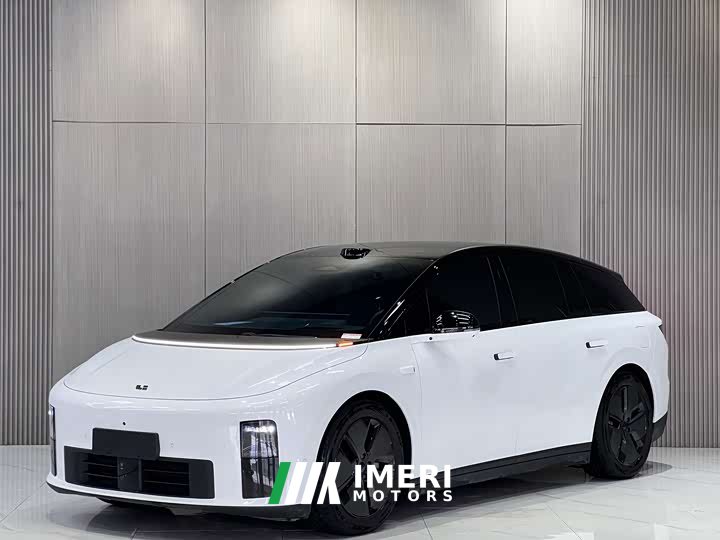 Li Auto i6 2025 Two-Wheel Drive Standard - ავტომობილი ჩინეთიდან