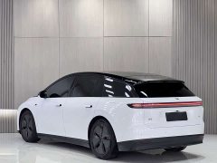 Li Auto i6 2025 Two-Wheel Drive Standard - ფოტო 12