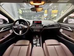 BMW 1 Series 120i M Sport Night Edition - ფოტო 10